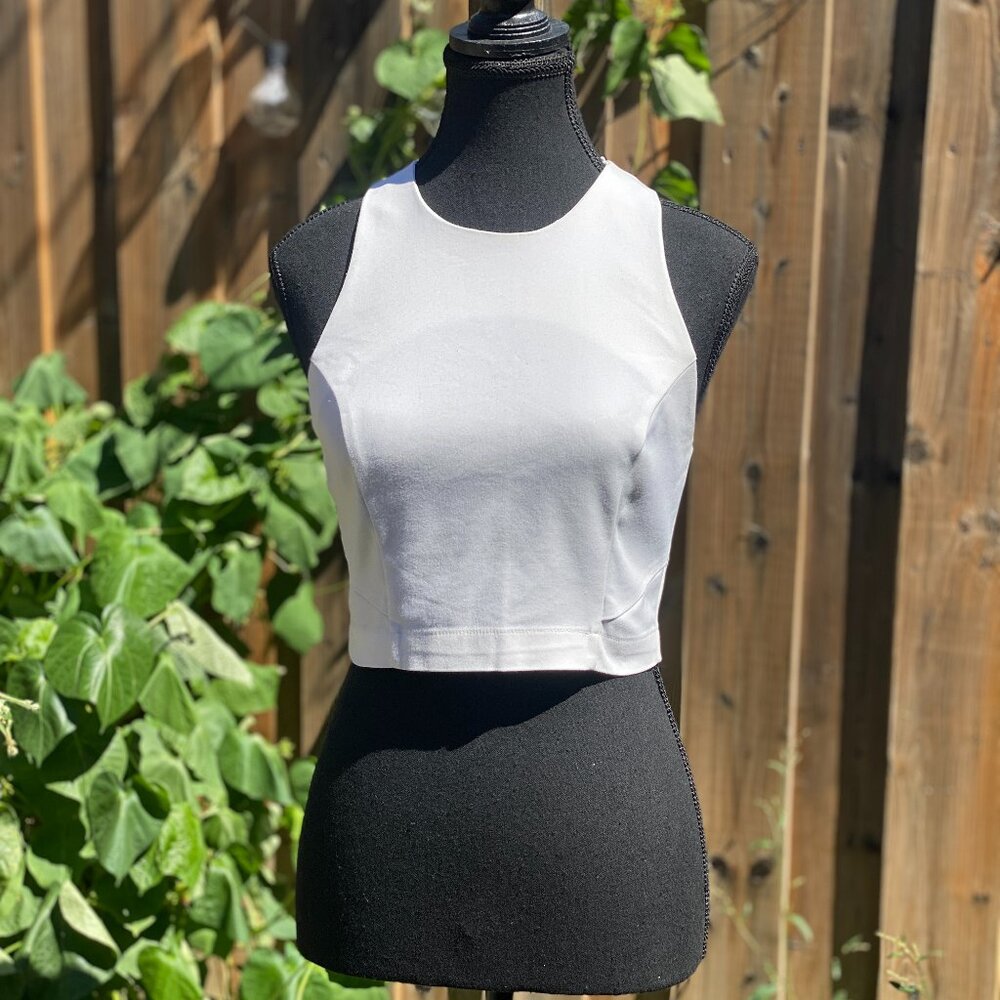 Re:named White Cotton Crop Top – Size Small